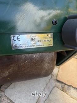 ATCO BALMORAL 14s Petrol Cylinder Self Propelled Lawnmower Collection Only