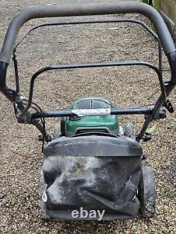 ATCO Quattro 19SH V 4-in-1 Self-Propelled Petrol Lawnmower 2016