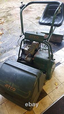 ATCO Royale B20 Cylinder Lawn Mower Self Propelled Briggs & Stratton Engine