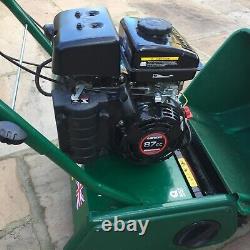 Allett cylinder Lawnmower Excellent Condition, Rarely Used. Scarifier Included