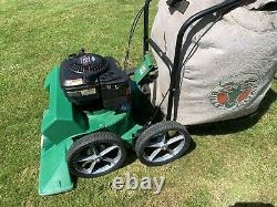 Billygoat Petrol Self Propelled Wheeled Garden Vacuum Briggs Engine