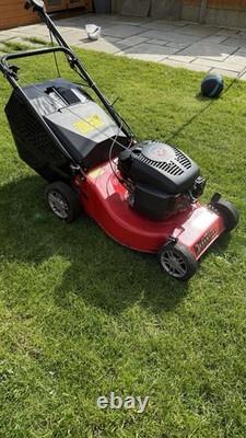 Champion 140cc Self Propelled Petrol Lawnmower