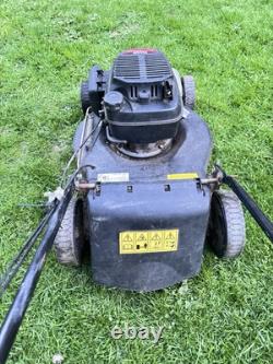 Champion Premeir RL543-TR Self Propelled petrol Lawnmower
