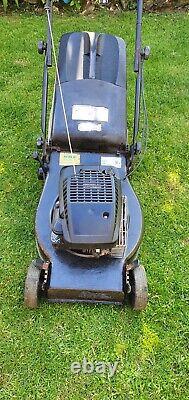 Champion Premier self propelled rear roller petrol lawn mower & grassbox