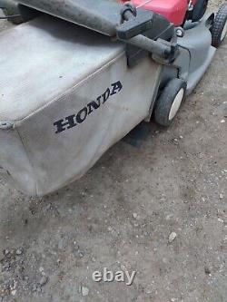HONDA HRB475 Lawn Mower Petrol 19 inch cut Selp Propelled