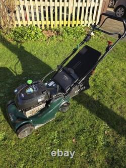 Hayter Harrier 41 Self-Propelled Petrol Lawn Mower Electric Start