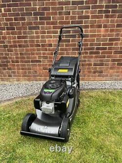 Hayter Harrier Pro 41 Self Propelled Roller Mower, Honda Engine