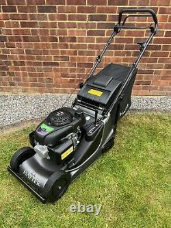 Hayter Harrier Pro 41 Self Propelled Roller Mower, Honda Engine