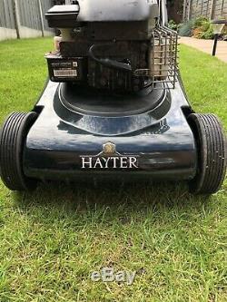 Hayter Spirit 41 Autodrive Self Propelled Petrol lawn mower 16 41cm rear roller