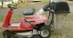 Honda 3009 Ride on mower sit on self propelled petrol lawn grass cutter