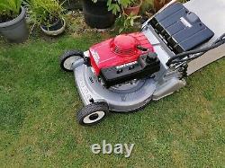 Honda HR216 QM 21 Self Drive Electric Start RotoStop Rear Roller Lawnmower