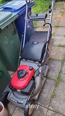 Honda HRB475 Lawn Mower Self Propelled Roller Mower