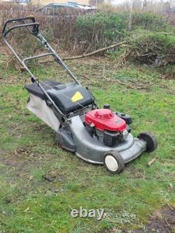Honda HRD 536 QXE Rear Roller Self-Propelled Petrol Lawn Mower