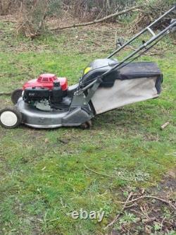 Honda HRD 536 QXE Rear Roller Self-Propelled Petrol Lawn Mower