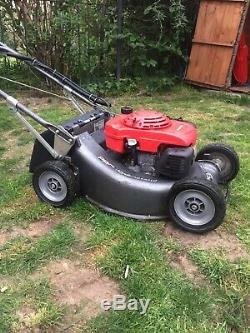 Honda HRH 536 HX 53cm Petrol Self-Propelled Hydrostatic mower. Domestic use only