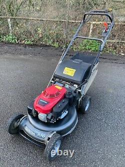 Honda HRH 536 PRO 4 Wheel Hydrostatic BBC Petrol Lawnmower with Grass Bag