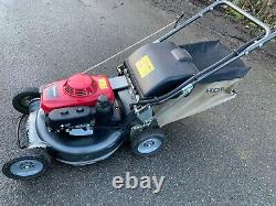 Honda HRH 536 PRO 4 Wheel Hydrostatic BBC Petrol Lawnmower with Grass Bag