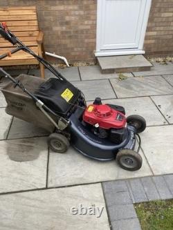 Honda HRH 536 Pro 21 Self-Propelled Petrol Lawn Mower