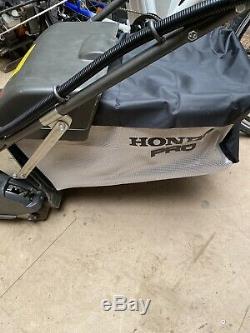 Honda HRH 536QXE ProRoller Self Propelled Petrol 4 Stroke 21 LawnMower Serviced
