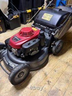 Honda HRH536 Pro Hydrostatic 21 4-Wheeled Self-Propelled Petrol Mower