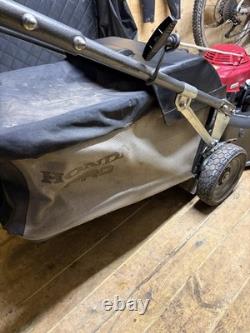 Honda HRH536 Pro Hydrostatic 21 4-Wheeled Self-Propelled Petrol Mower