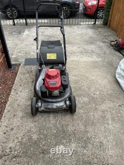 Honda HRH536QX 21 Petrol Self-Propelled Lawnmower with Grass Box