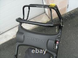 Honda HRX 426CQXE Self Propelled Petrol lawnmower 17 CUT Rear Roller Mower