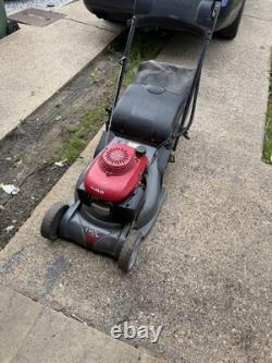Honda HRX 476 Self-Propelled Rear Roller Petrol Lawn Mower