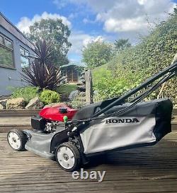Honda HRX 537 Self-propelled 21 Cut, Variable Speed. Roto Stop & Mulch system