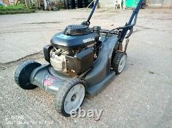 Honda HRX426 CSXE 17 Blade Self Propelled Petrol Lawn Mower