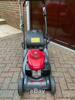 Honda HRX426 Self Propelled rear Roller Petrol Lawnmower