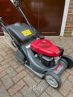 Honda HRX426 Self Propelled rear Roller Petrol Lawnmower