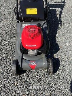 Honda HRX476 Petrol Lawn Mower Self Propelled with Rear Metal Roller