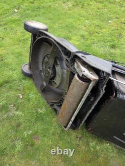 Honda HRX476 Petrol Self-Propelled Lawnmower with Rear Roller