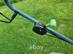 Honda Isy 16 Self-Propelled Petrol Lawn Mower
