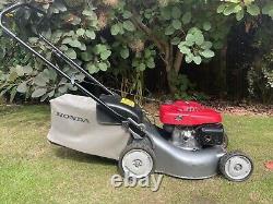 Honda Izy 16 Cut Self Propelled Petrol Lawn Mower