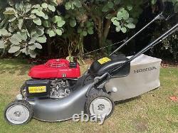 Honda Izy 16 Cut Self Propelled Petrol Lawn Mower