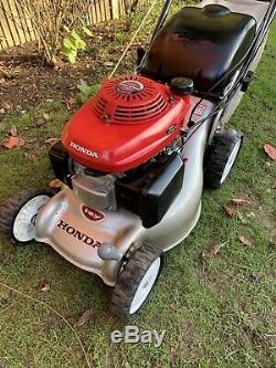 Honda Izy 16 Self Propelled Petrol Lawn Mower