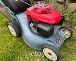 Honda Izy HRG 415 SDE Self-Propelled Petrol Lawn Mower 16 / 41cm Cut