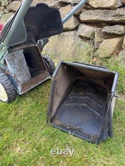 Honda Izy HRG 415 SDE Self-Propelled Petrol Lawn Mower 16 / 41cm Cut