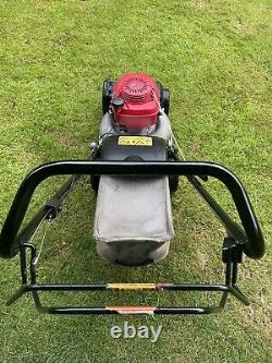 Honda Izy HRG415 16 Cut Self Propelled Petrol Lawnmower