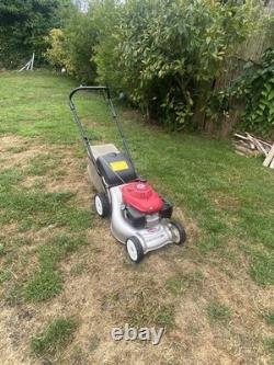 Honda Izy HRG536 C9 Lawnmower not self propelled, can deliver locally