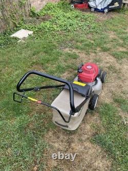 Honda Izy HRG536 C9 Lawnmower not self propelled, can deliver locally