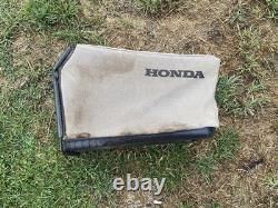 Honda Izy HRG536 C9 Lawnmower not self propelled, can deliver locally
