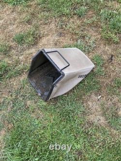 Honda Izy HRG536 C9 Lawnmower not self propelled, can deliver locally