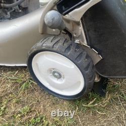 Honda Izy HRG536 C9 Lawnmower not self propelled, can deliver locally