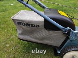 Honda Izzy Self-Propelled Petrol Rotary Lawn Mower Honda GCV 135 Engine