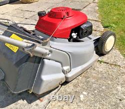 Honda Self Propelled HRB476 Mower With Rear Roller In Very Good Working Order