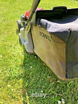 Honda Self Propelled HRB476 Mower With Rear Roller In Very Good Working Order