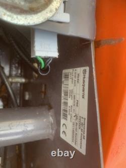 Husqvarna Ride On, Self-Propelled Petrol Mower R316 / 4WD